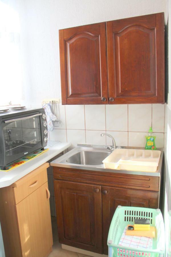 Guesthouse Donko 1 & 2 Сень Экстерьер фото